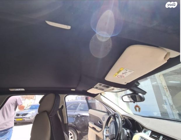 מודעת רכב לנד רובר ריינג' רובר איווק