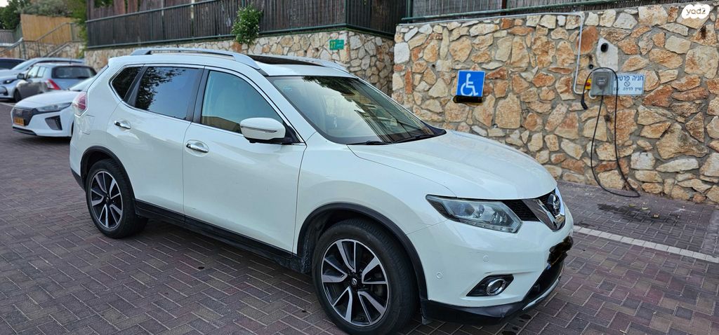 מודעת רכב ניסאן אקס טרייל