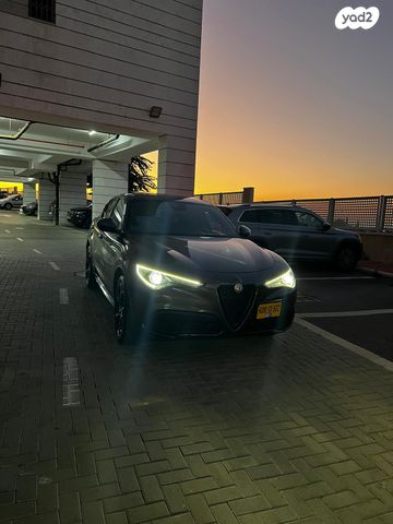 מודעת רכב אלפא רומיאו סטלביו