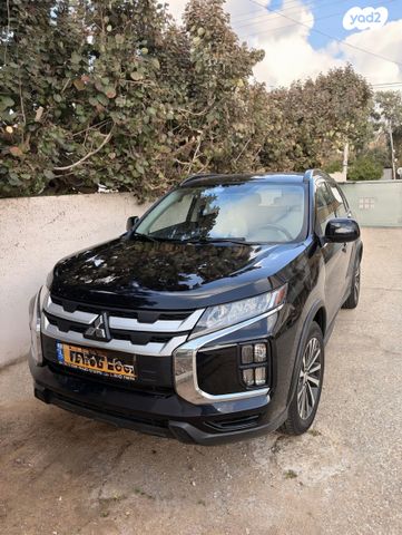 מודעת רכב מיצובישי ASX