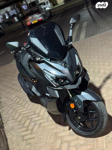 מודעת רכב סאן יאנג קרוזים 300 אלפא