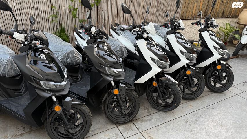 מודעת רכב סאן יאנג Jet 4 RX