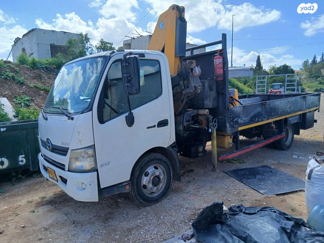 מודעת רכב טויוטה