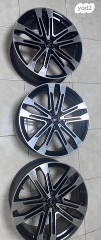 feedItemObj.data.row_1