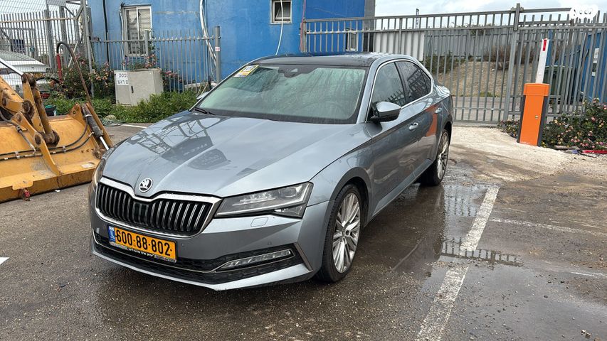 מודעת רכב סקודה סופרב