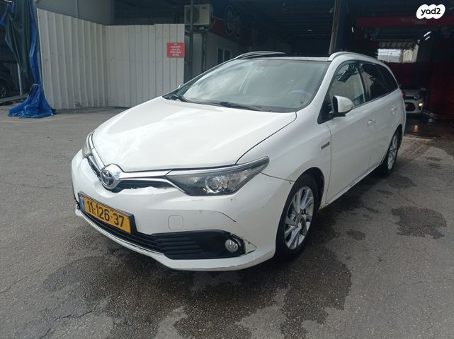 מודעת רכב טויוטה אוריס