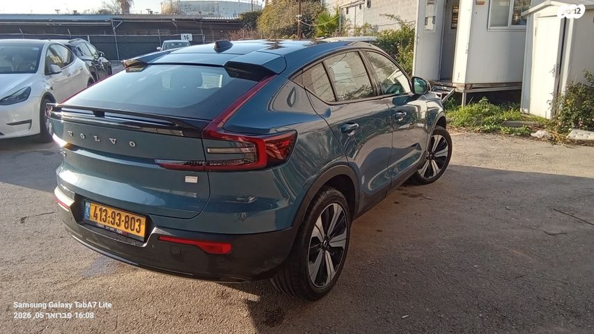 מודעת רכב וולוו C40 2