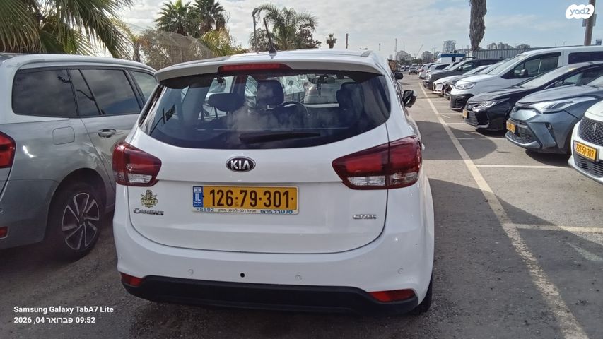 מודעת רכב קיה קארנס 2