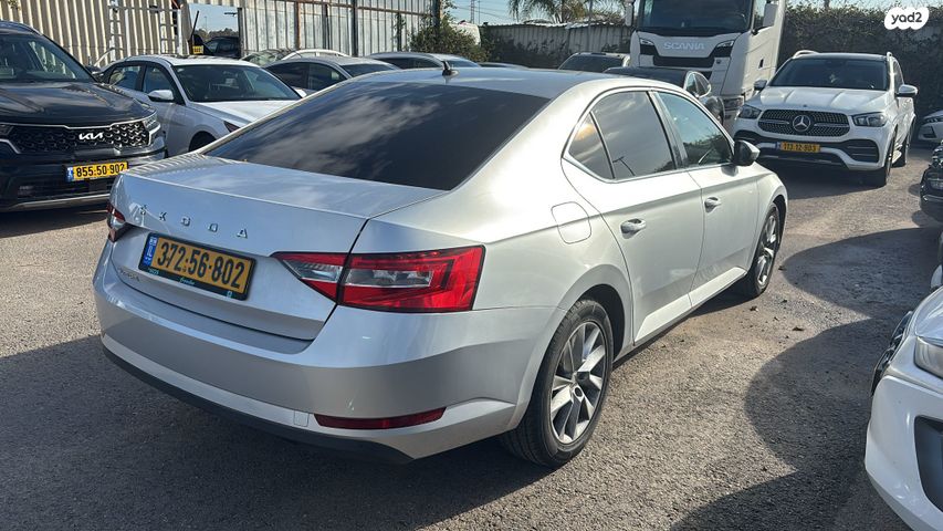 מודעת רכב סקודה סופרב 2