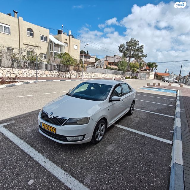 מודעת רכב סקודה ראפיד