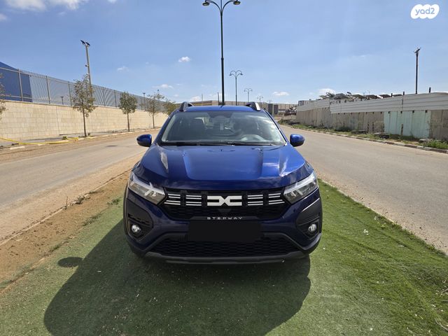 מודעת רכב דאצ'יה סנדרו Stepway 1