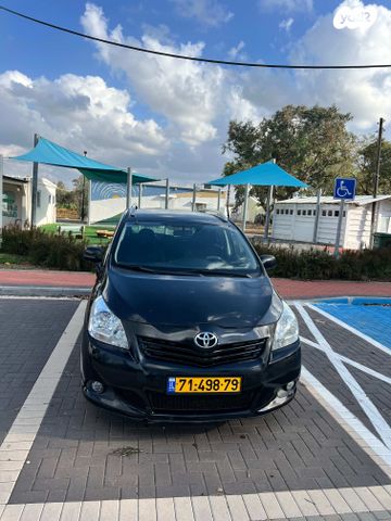 מודעת רכב טויוטה ורסו