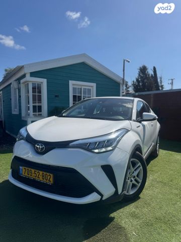מודעת רכב טויוטה C-HR
