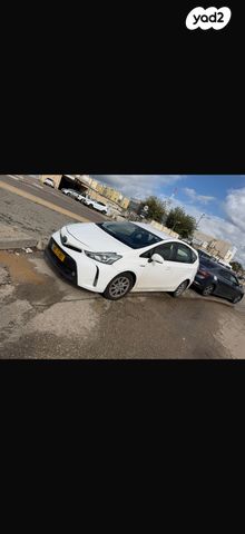 מודעת רכב טויוטה פריוס פלוס