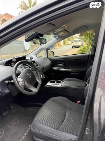 מודעת רכב טויוטה פריוס פלוס