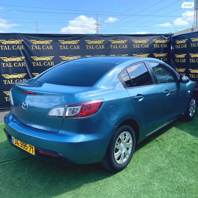 מודעת רכב מאזדה 3