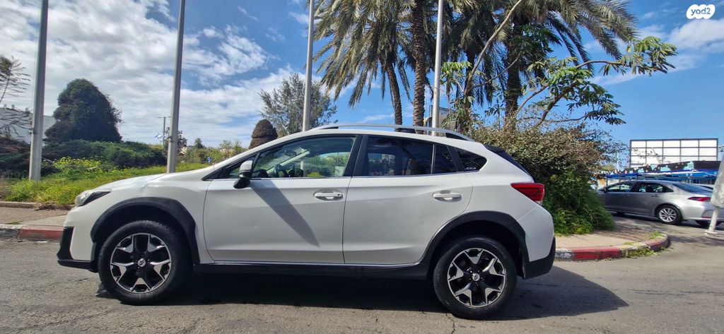 מודעת רכב סובארו XV