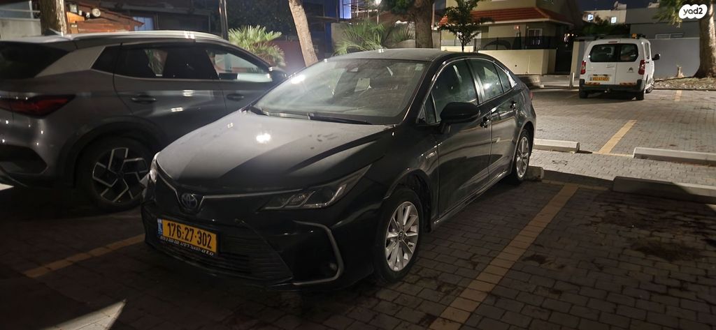 מודעת רכב טויוטה קורולה
