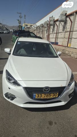 מודעת רכב מאזדה 3
