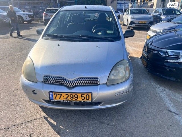 מודעת רכב טויוטה יאריס