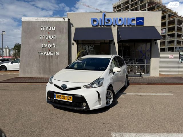 מודעת רכב טויוטה פריוס פלוס