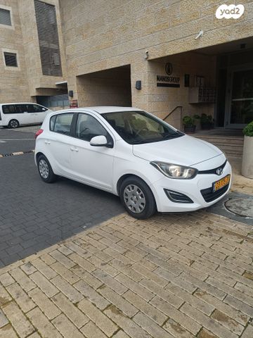 מודעת רכב יונדאי i20