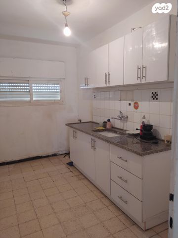 עליית הנוער 1