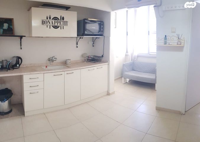 אברהם שפירא 10