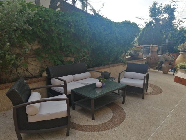 חוף השנהב 35