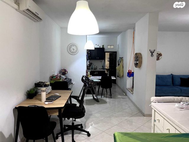 יוסף חכמי 45