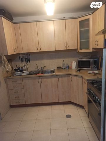 הרב יצחק טייב 1