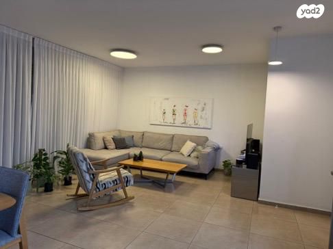 ישראל עידוד 7