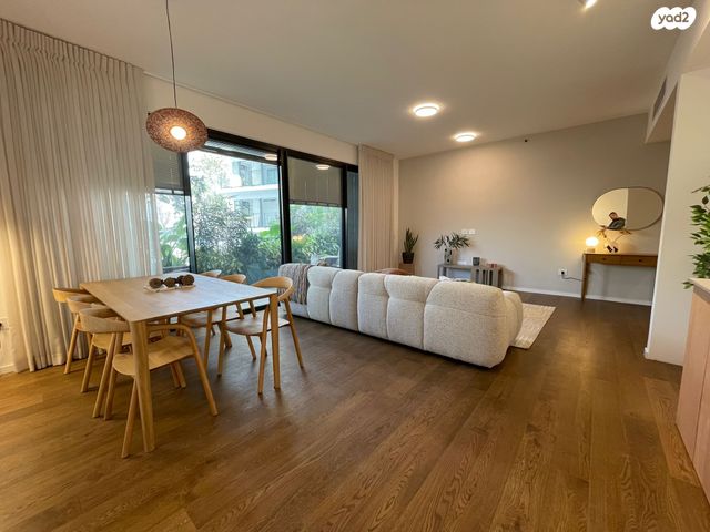 הצפון החדש - כיכר המדינה