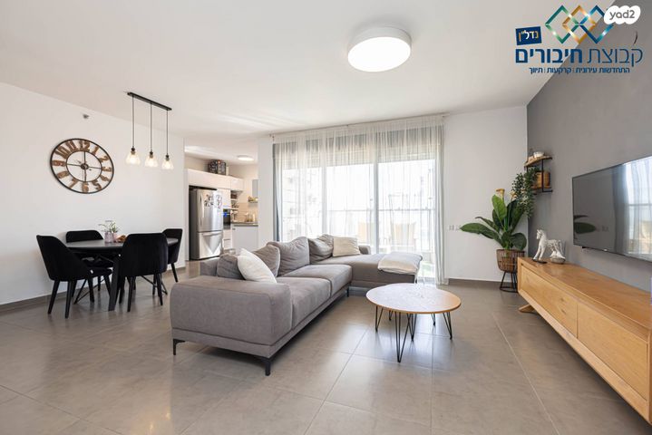 ניסים אלוני 