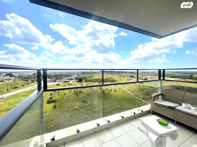 שדרות מקס ואמפרו שיין 