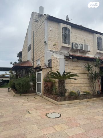 הרב חיים חורי 24