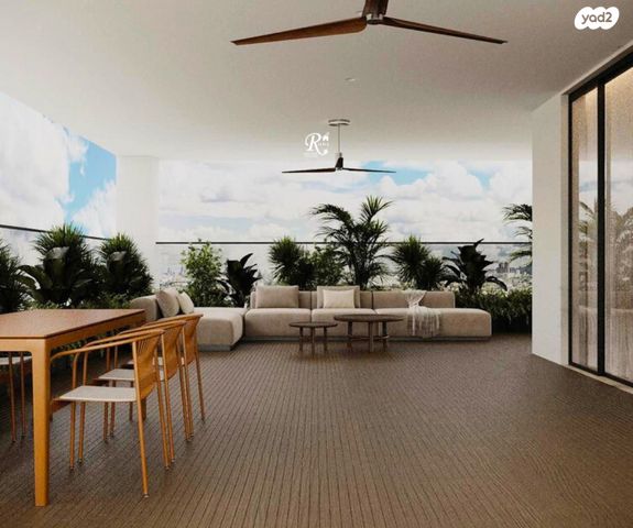 גג/ פנטהאוז