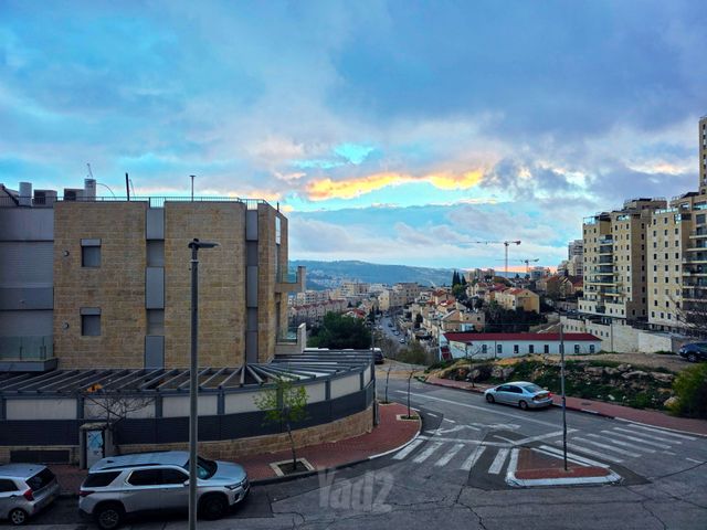 דירה למכירה בירושלים (תיווך) — 2