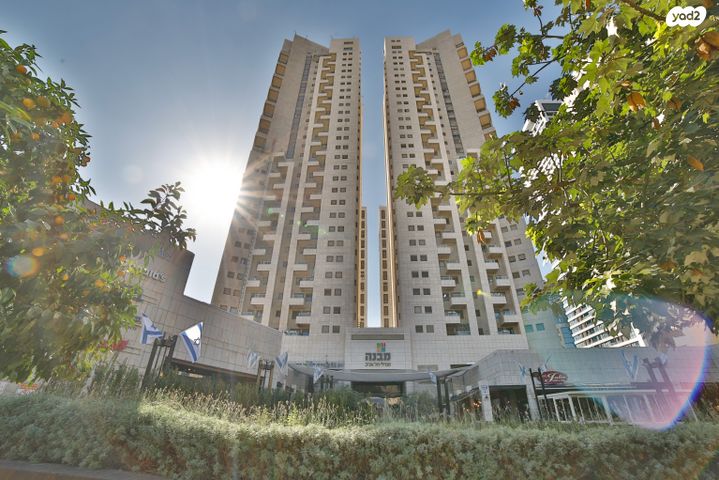 נחלת יצחק 18