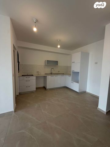 דירה, כרמי הנדיב, אחוזת רוטנר, קרית מלאכי