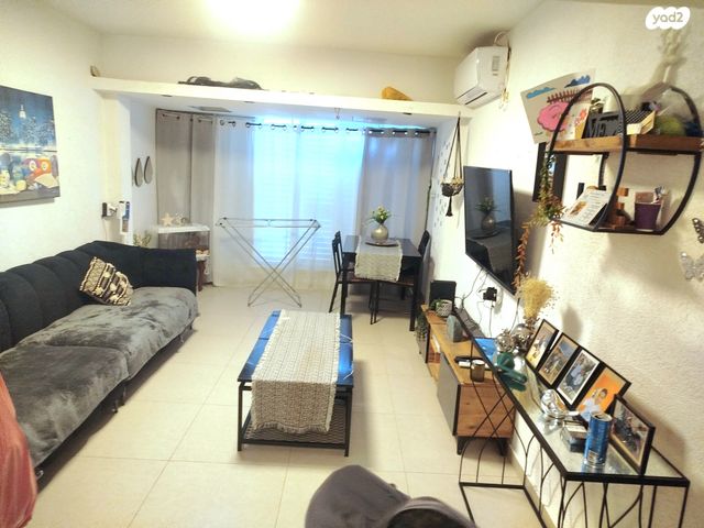 שדרות יוספטל 8