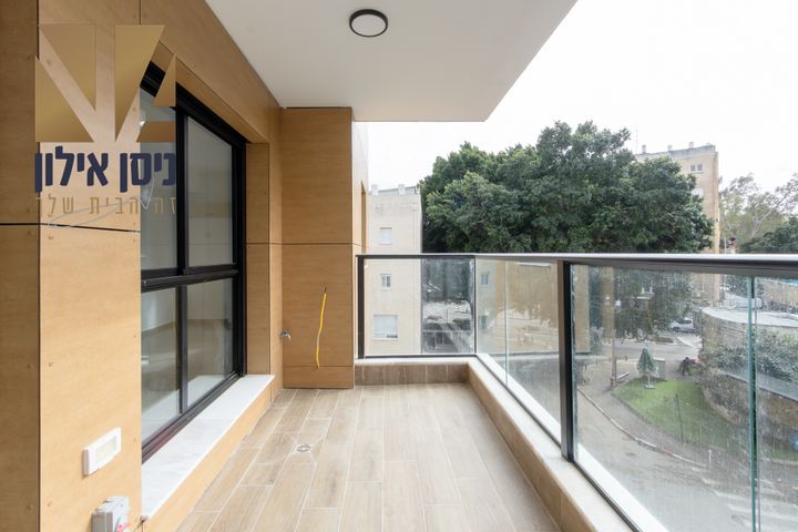 מונטיפיורי 35