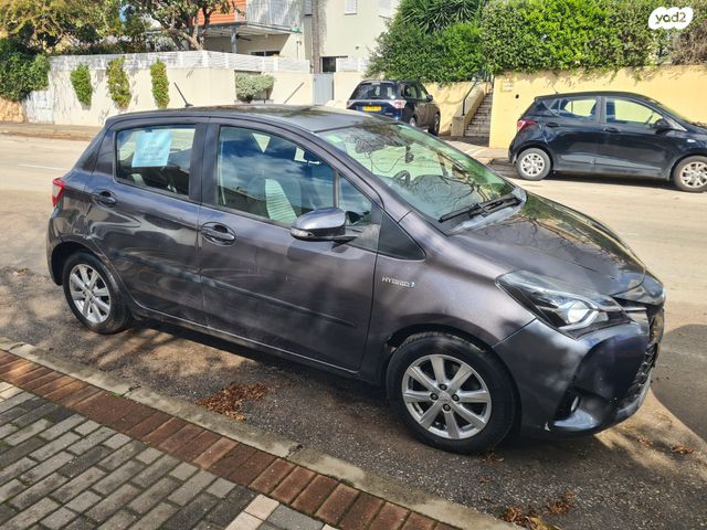 מודעת רכב טויוטה יאריס