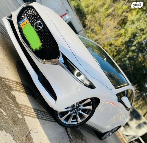 מודעת רכב מאזדה 3