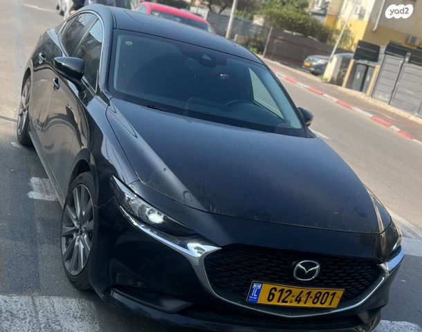 מודעת רכב מאזדה 3