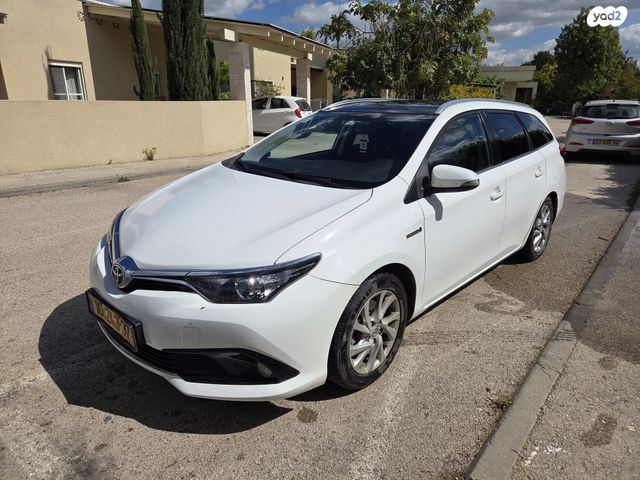 מודעת רכב טויוטה אוריס