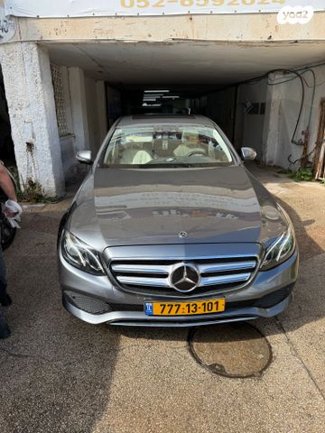 מודעת רכב מרצדס-בנץ E-class
