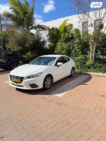 מודעת רכב מאזדה 3