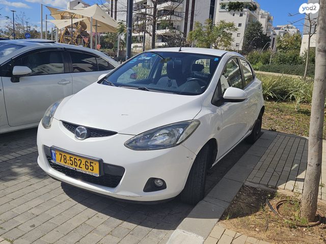מודעת רכב מאזדה 2
