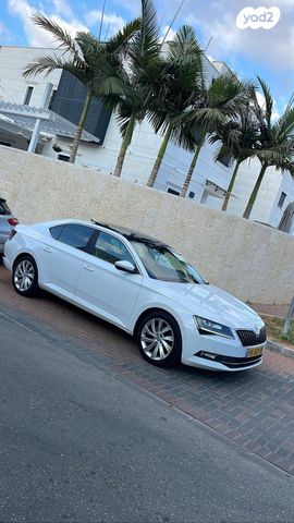 מודעת רכב סקודה סופרב